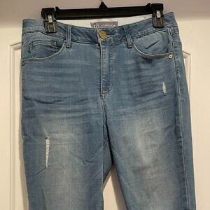 Wit and Wisdom Stretchy Denim Jeans, size 2 petite